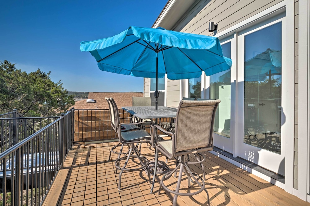 Modern Lake Travis Haven w/ Resort Amenities! - Property Image 7