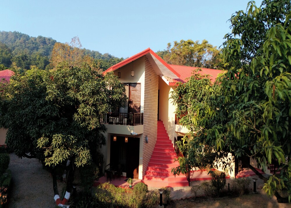 The Whispering Oaks Corbett