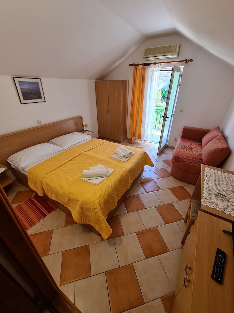 Apartments Pansion Franka 3