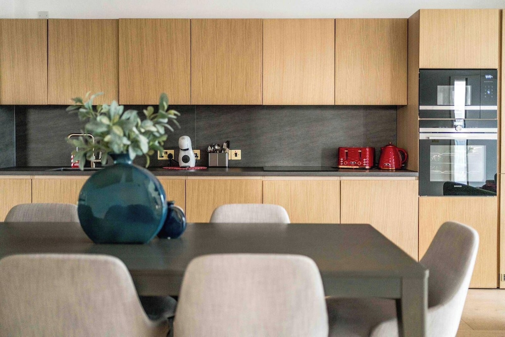 London Oasis Apartment With 3 Bedrooms