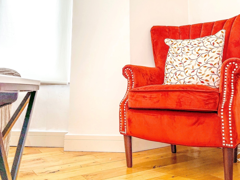 London 2-bed Apartment in Herbert Road