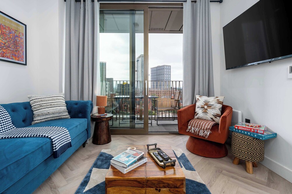 Cottonopolis Suite With 1 Bedrooms and 1 Bathrooms