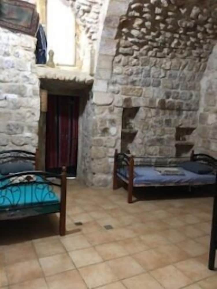 Chain Gate Hostel