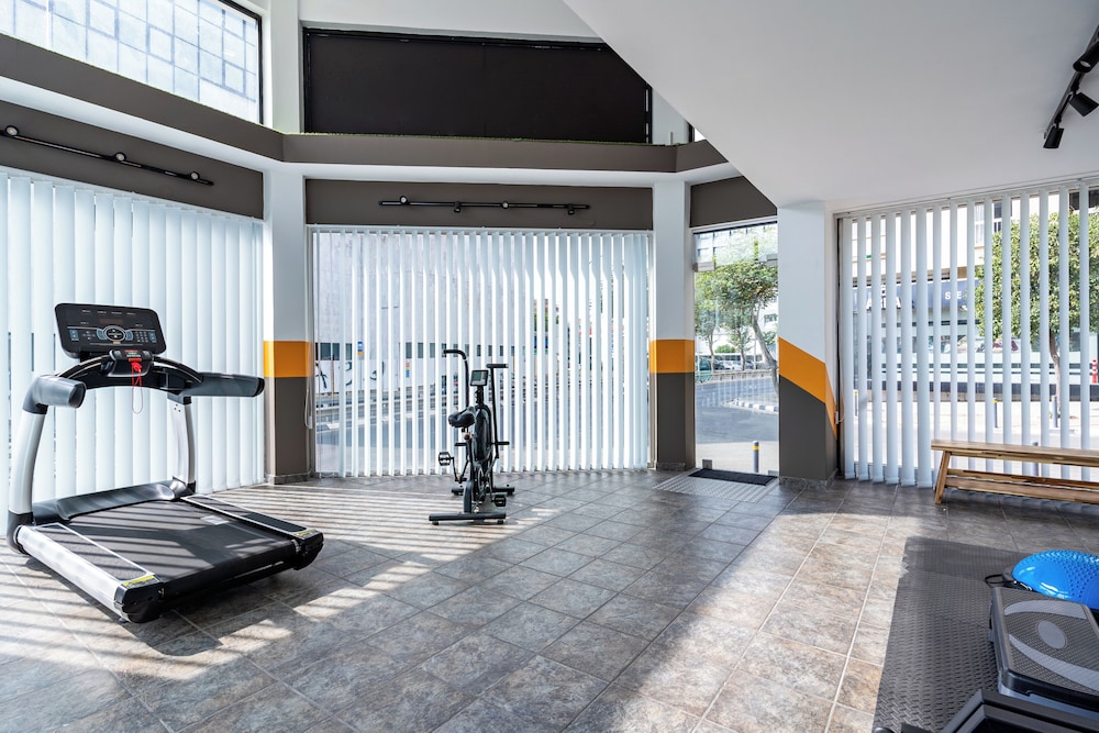 Local Host Living - Signature Apartments in Nicosia
