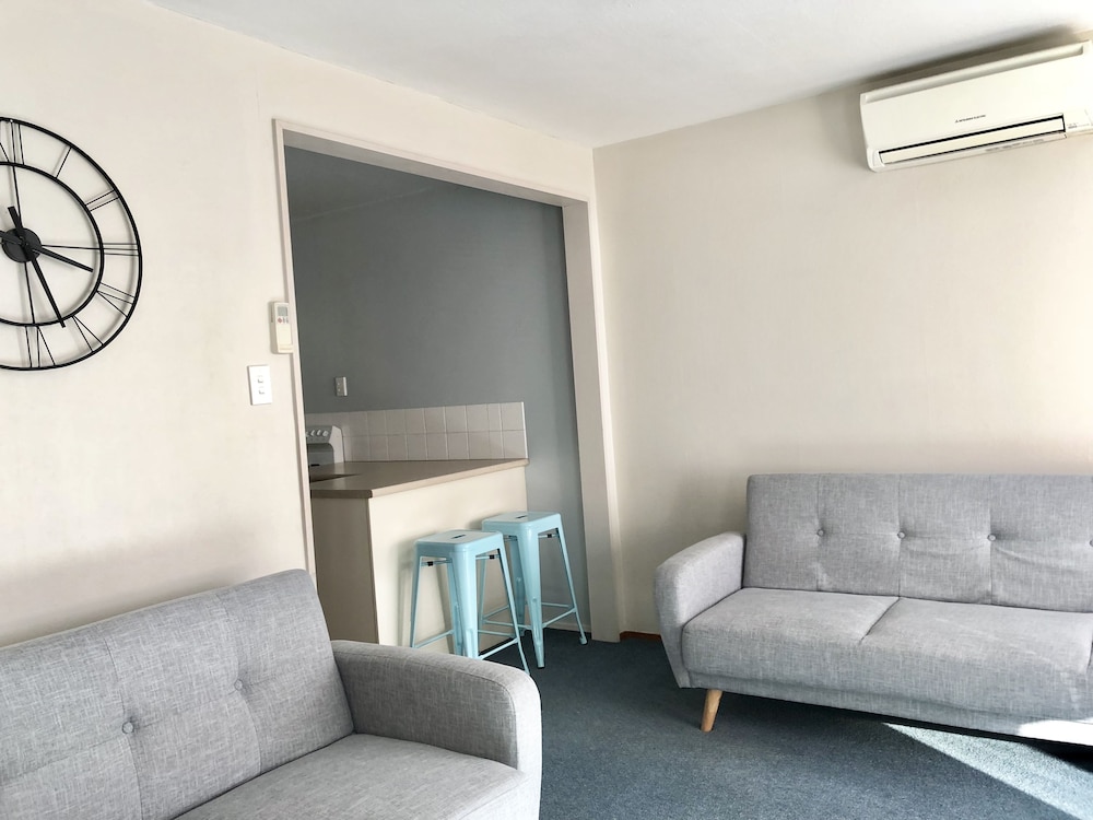 Good Deal House