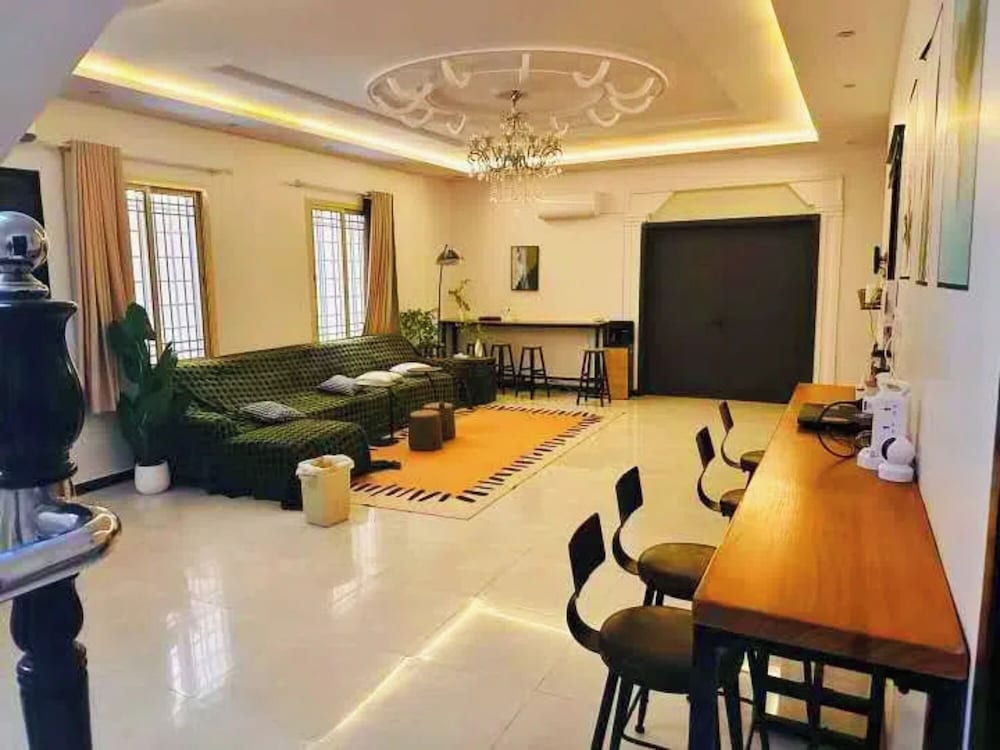 Hasy's House-Ween hotel