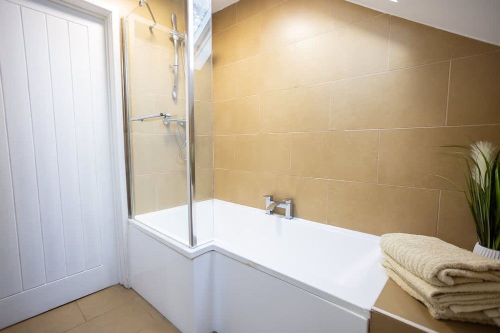 Rose Cottage - 2 Bedroom Cottage - Penally