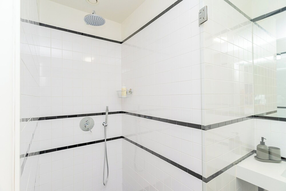 Prt003 · Charming Apartment Porto