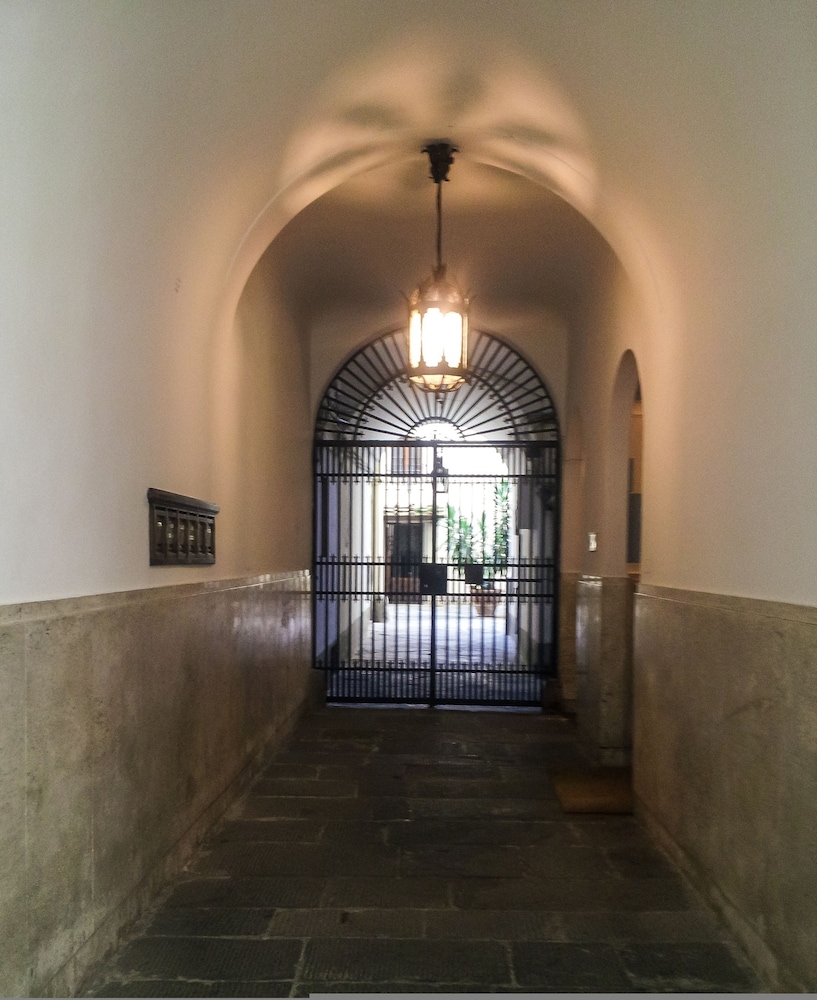 Maggio 54 in Florence