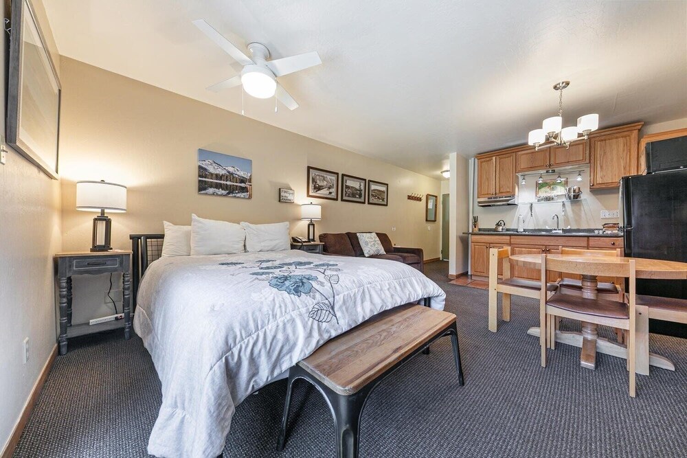 217 Bldg B Condo