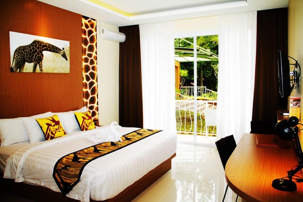 Royal Safari Garden Resort & Convention
