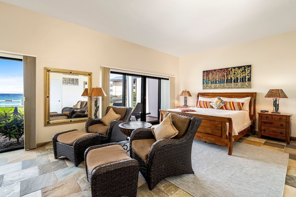 Ocean Front Villa - Central AC- Vrkcv
