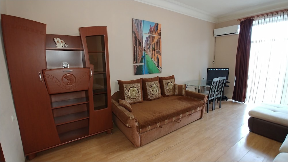 Kyiv Apartments