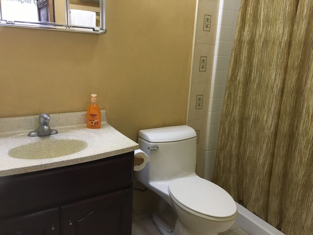 Ladyville 2Bed 2Bath, photo 17