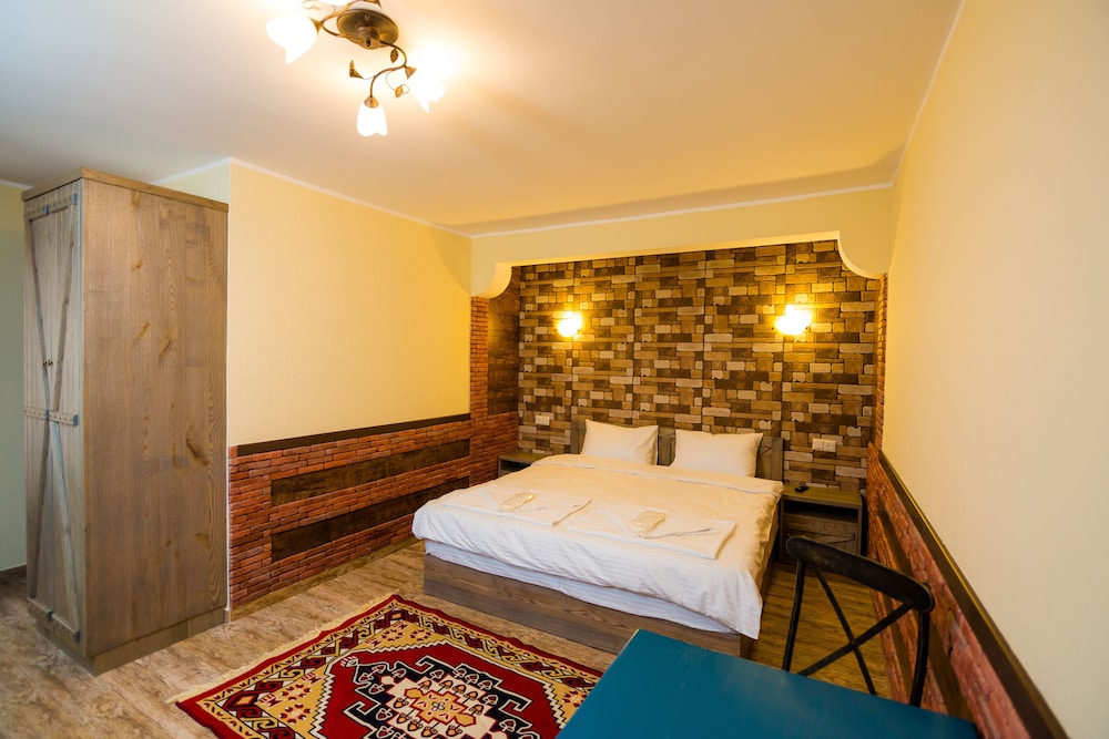 Metekhi's Galavani Hotel - Hostel