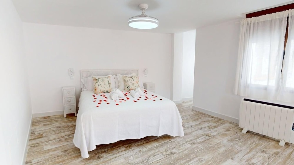 Apartamentos Consuegra