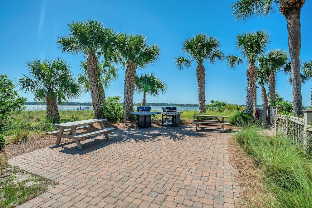 1924 South Beach Club at The Sea Pines Resort