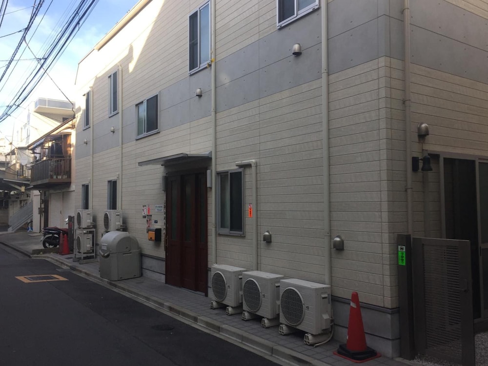 Yamate Rest House - Hostel, Caters to Men