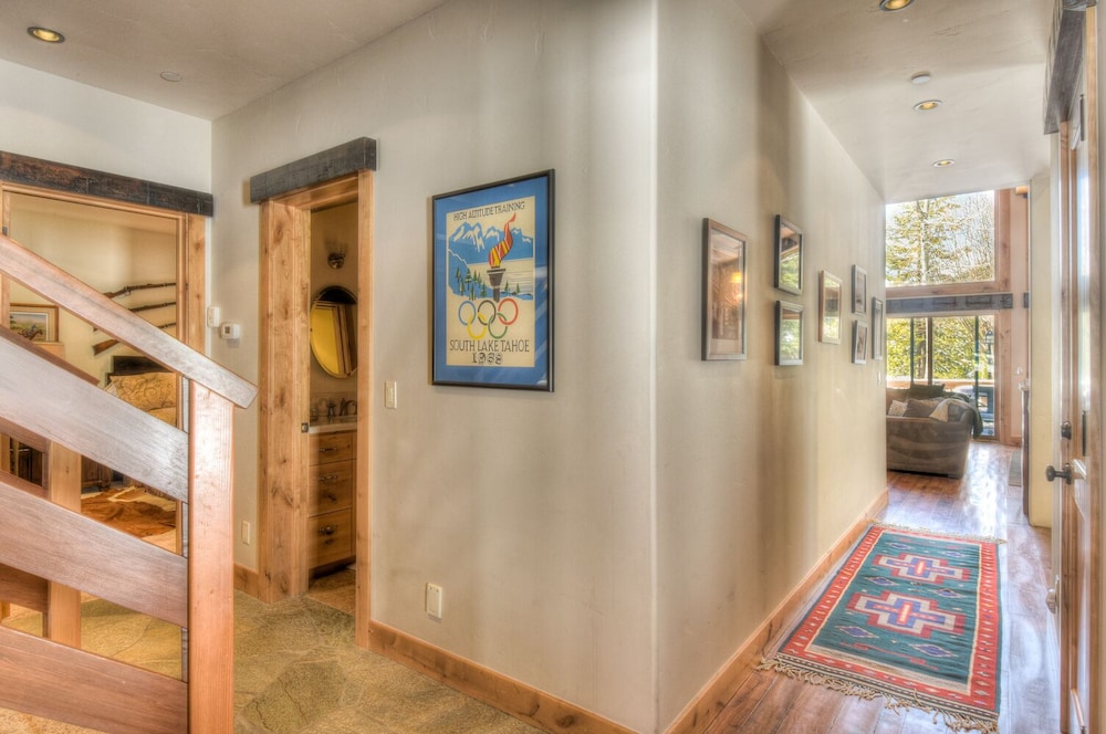 Lake Tahoe Vacations - Squaw Creek Barrel - Property Image 4
