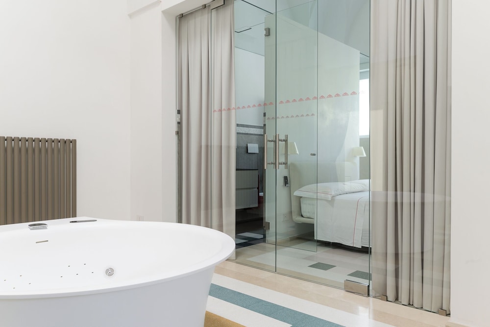 Hydeout Palace - Luxury &Spa Suites by Wonderful Italy