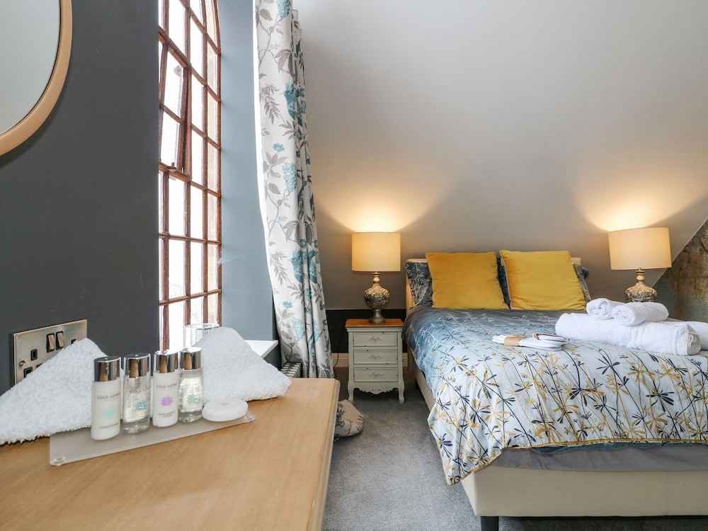 Hunters Lodge at Wildersley Farm