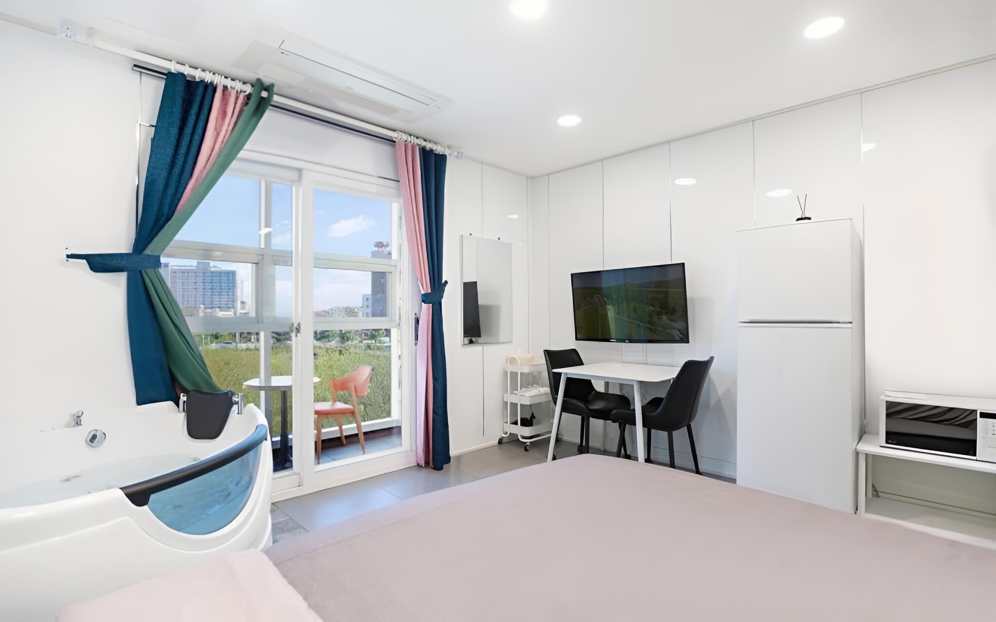 Gangneung Four View Pension