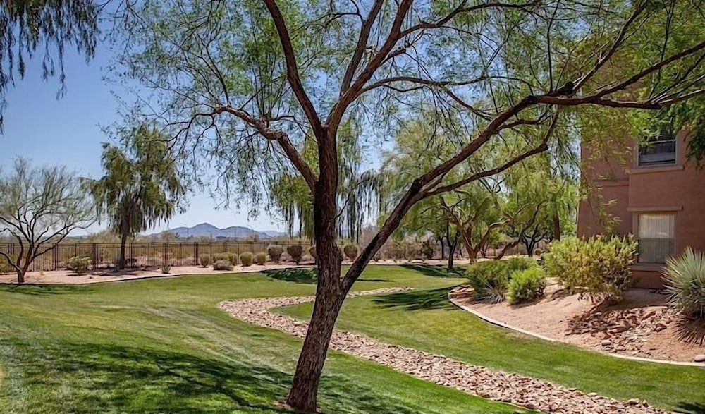 Grayhawk Condo By Signature Vacation Rentals