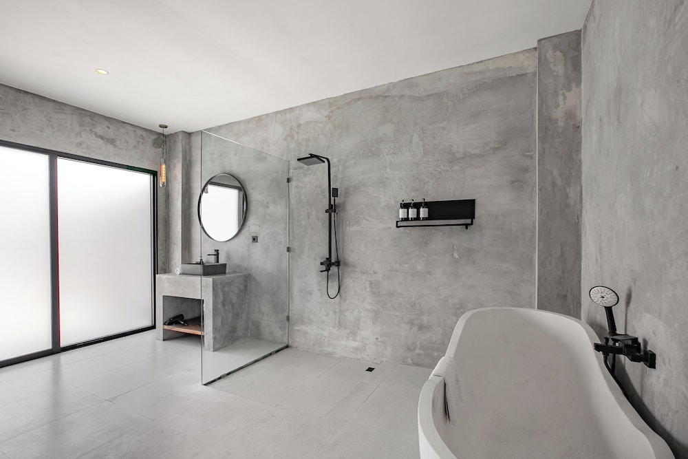 Villa MJ Modern 4BR with Pool & Rooftop