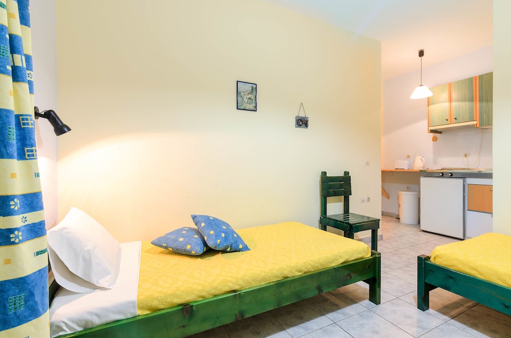 Regina Apartments
