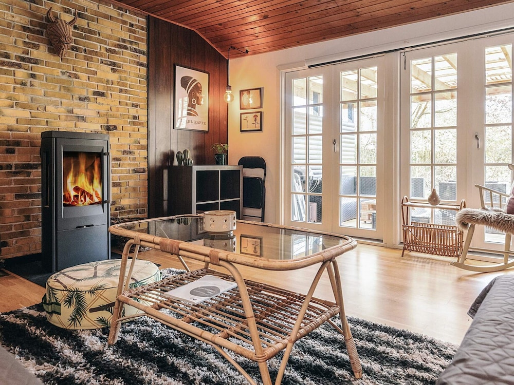 6 Person Holiday Home in Rodby