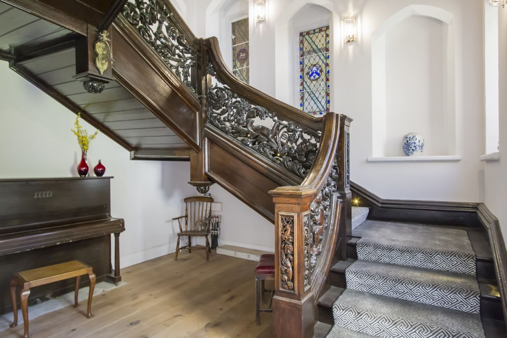 Abbots Oak Manor