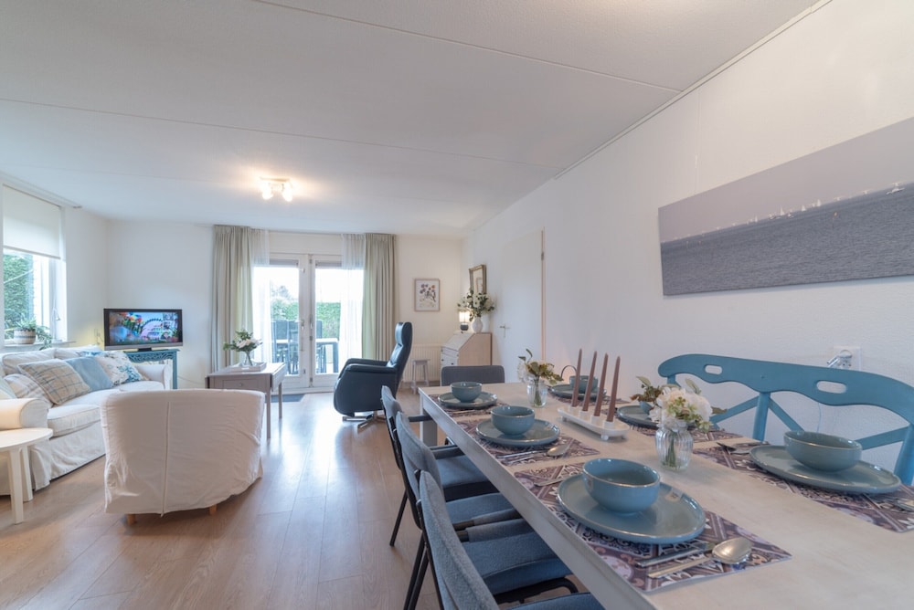 Spacious Holiday Home With Sauna Near Beach