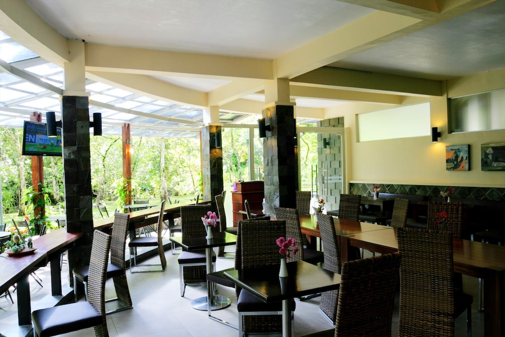 Taman Simalem Resort