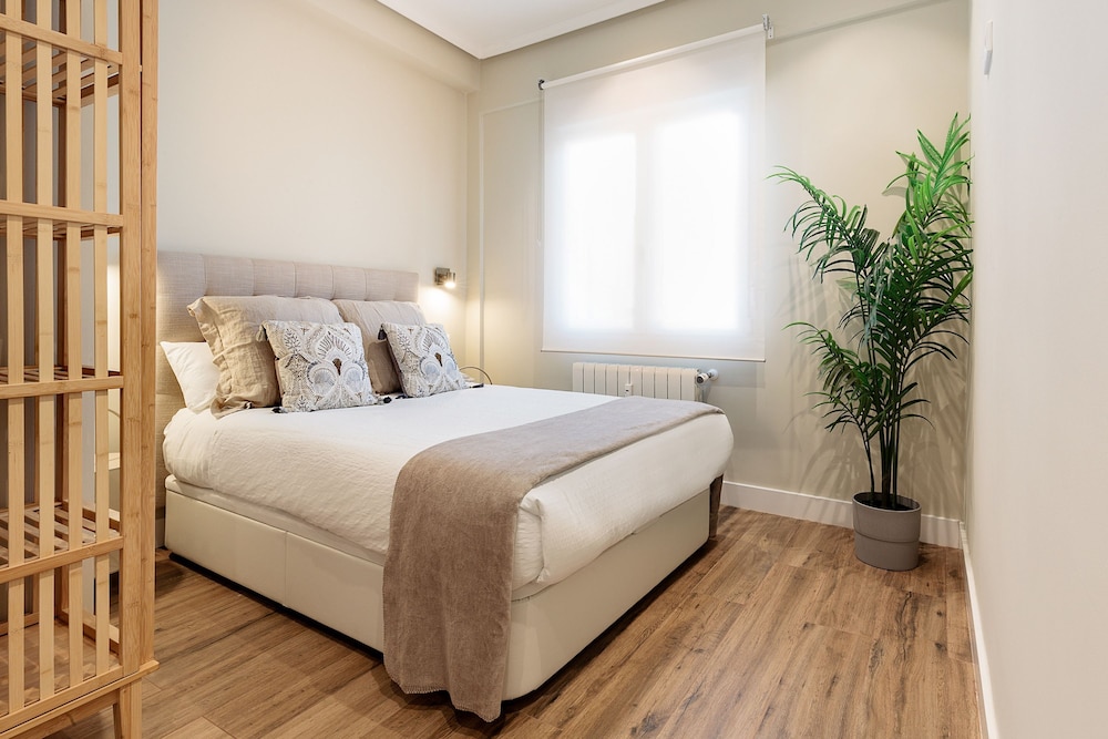Exclusive Penthouse Near Jovellanos Theatre Jovellanos Terrace
