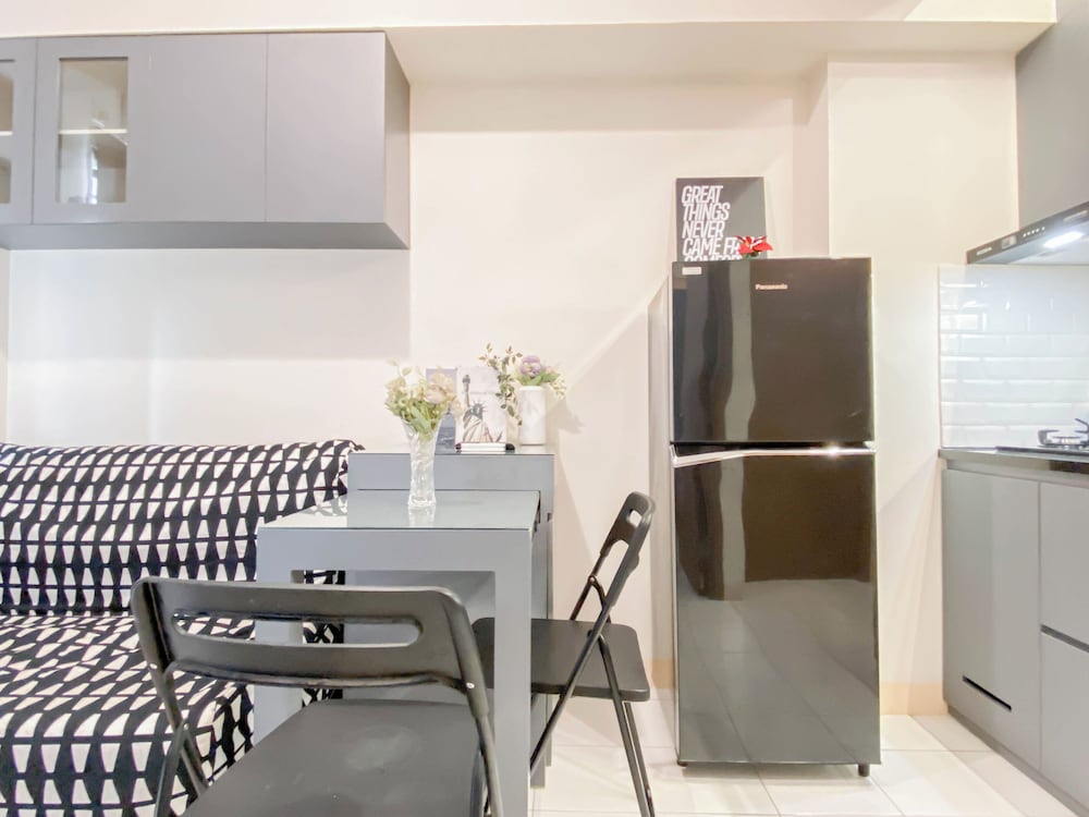 Standard 2Br At Podomoro Golf View Apartment