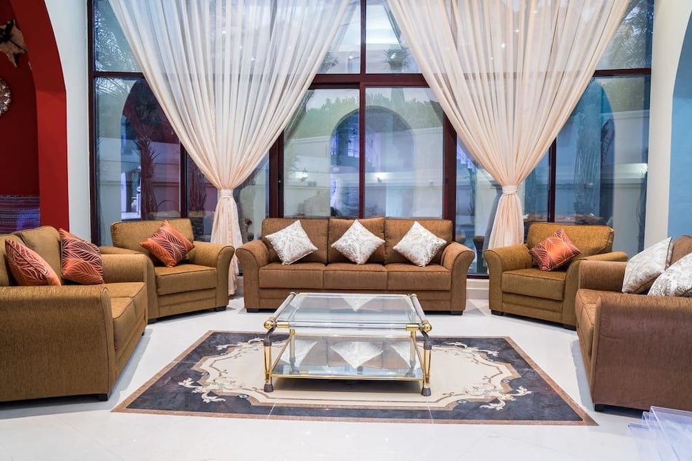 Emirates Hills Lake View Villa