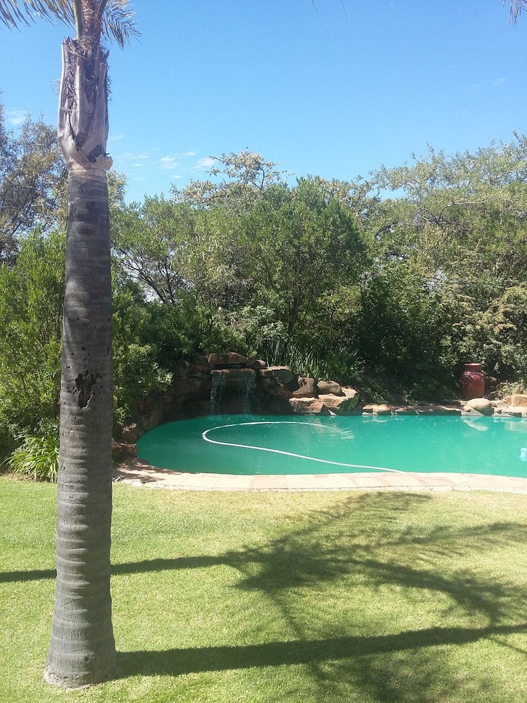 La Vue Guest Lodge and Function Venue