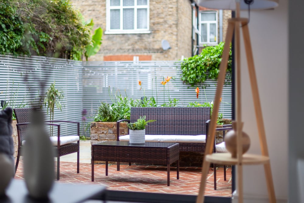 outdoor bbq area
