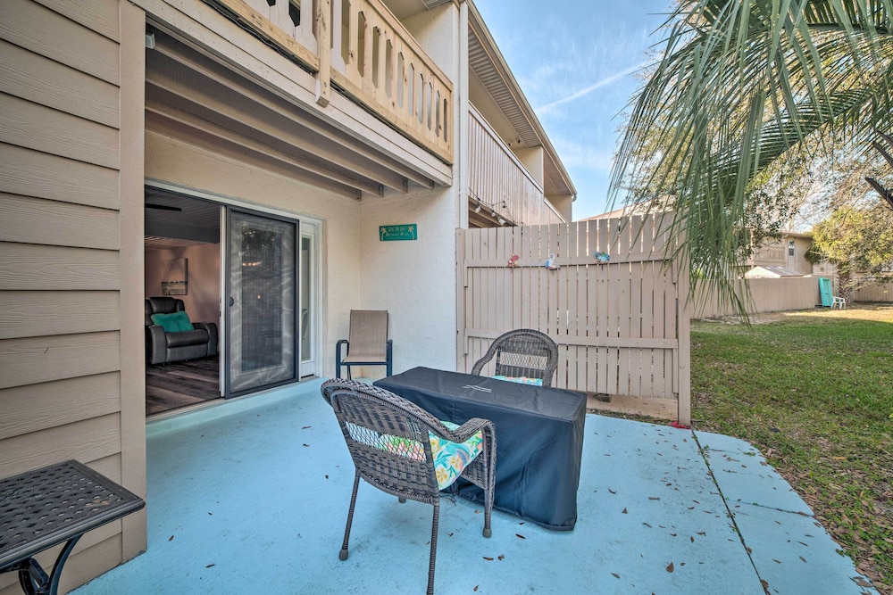 PCB Townhome: Walk to Beaches, Resort Amenities!