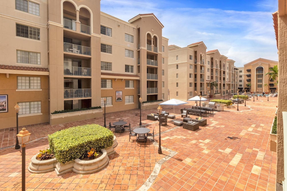 Dharma Home Suites Coral Gables at Gables Grand Plaza