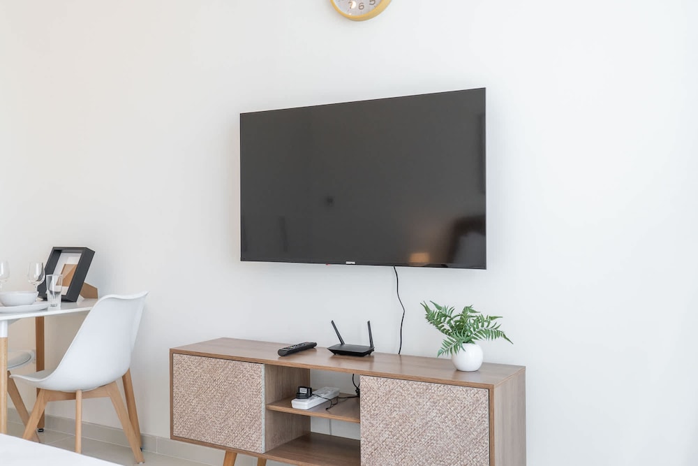 Majestic Studio in Damac Carson C