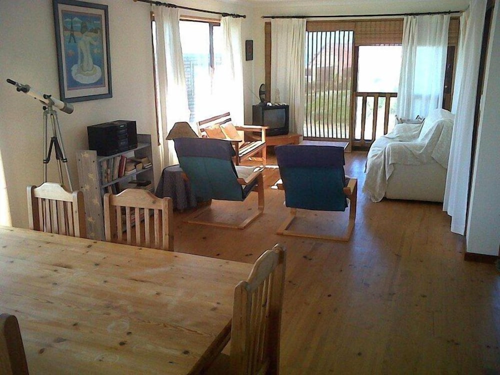 Sandpiper Guest Cottages