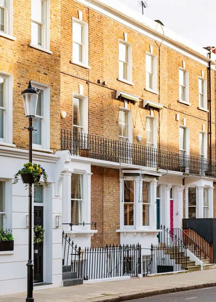 The Chelsea Flower 2 bed -by Out of Office Lifestyle