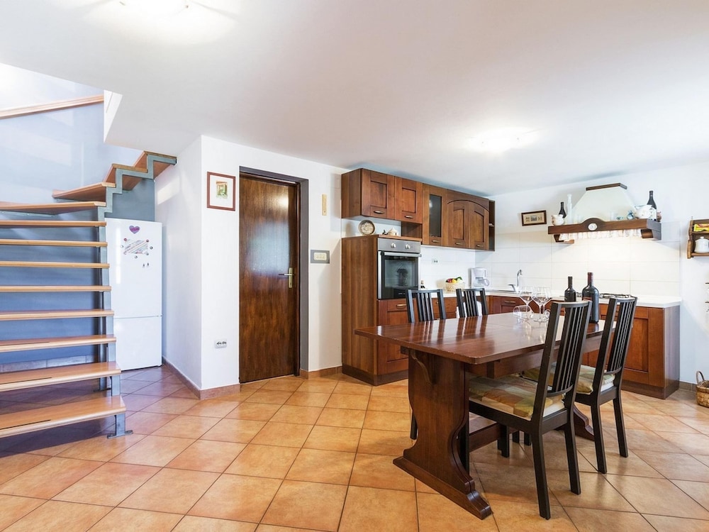 Heritage House in Orihi With an Elegant Garden view 3