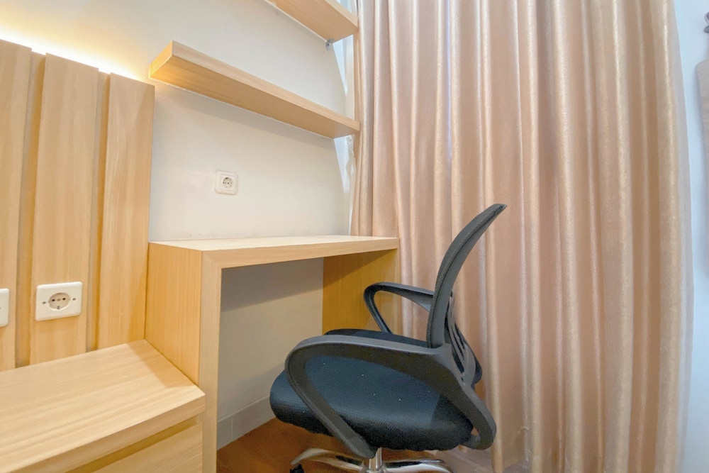 Wooden Nest Studio At The Alton Apartment