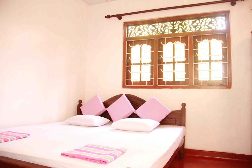 Hikka Yellow Villa - Hikkaduwa view 5