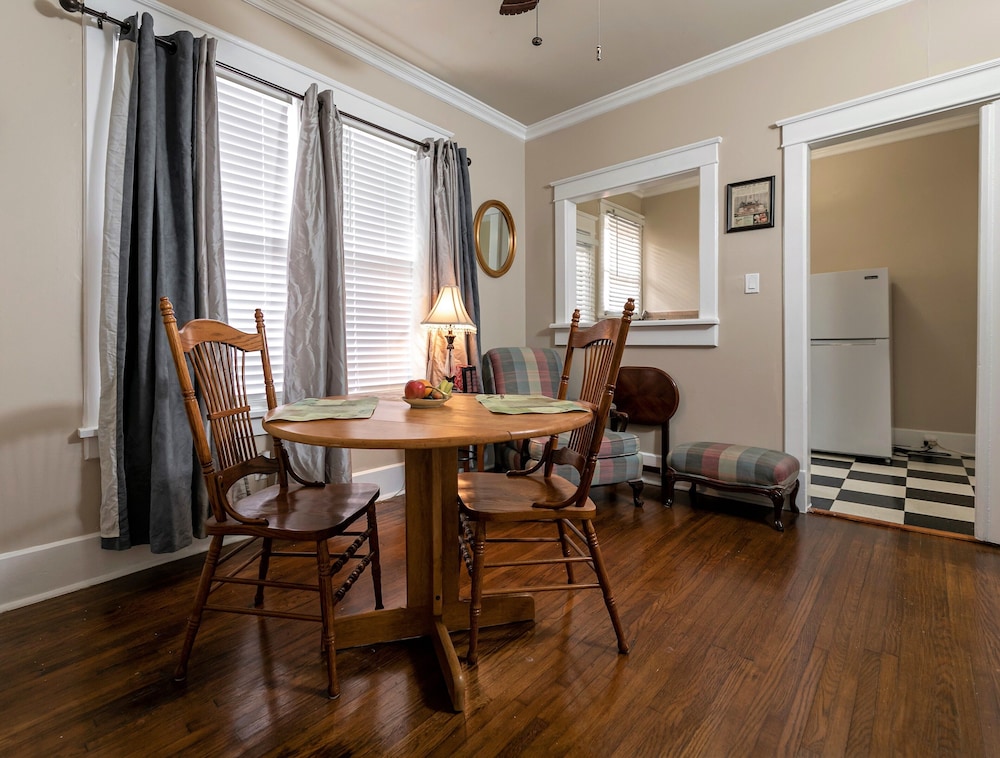 Memphis Belvedere Suites