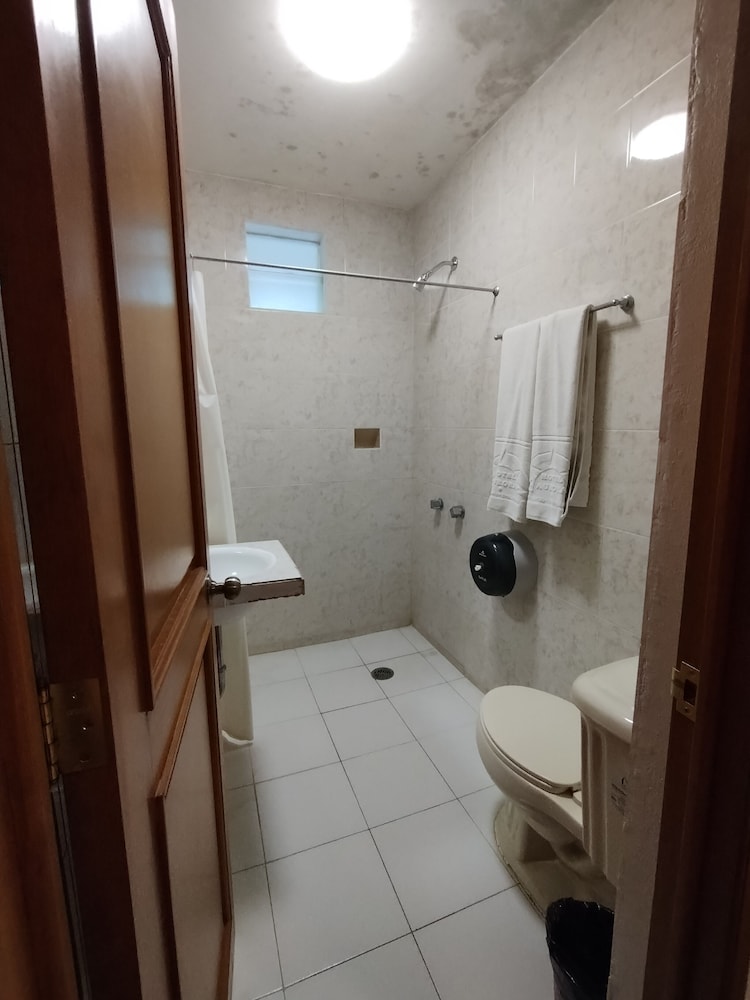 Hotel Los Ciruelos - Property Image 15