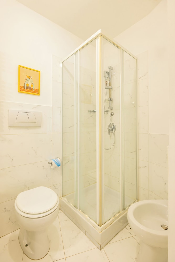 Colonna Classic Style Apartment