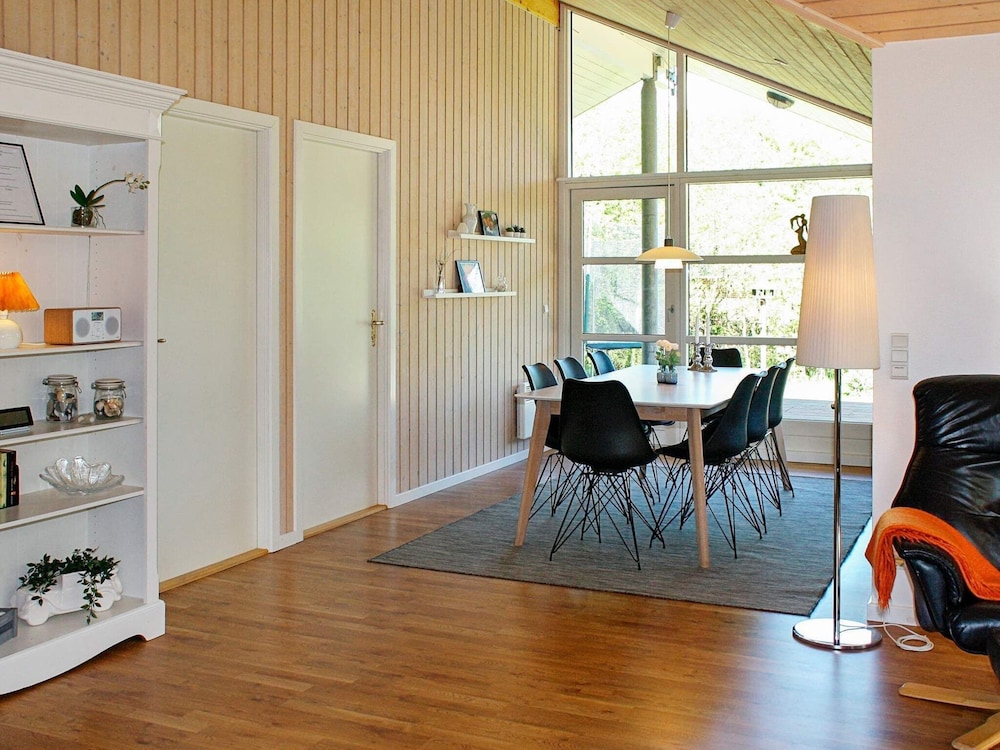 7 Person Holiday Home in Ulfborg view 3